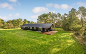 4 Bedroom Beautiful Home In Rødby